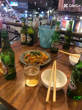1 ảnh | rượu sầu nâng suốt đêm