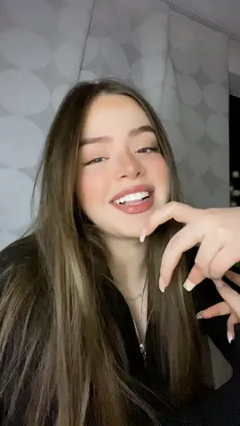 مابعرف ايا لهجة الغنية بس كتير حلوة🥹 #اكسبلور #foryoupage #ترند #سوريا 