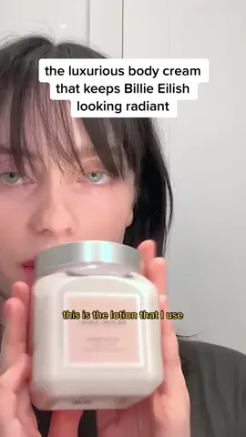 She’s using the Laura Mercier Amber Vanilla Body Cream 🧴 #cleangirl #skincareroutine #skincaretips #SelfCareRoutine #selfcarecheck #SkinCare101 #billieilish #glassskin  #koreanbeautytips #glassskinmakeup #SkincareSecrets 