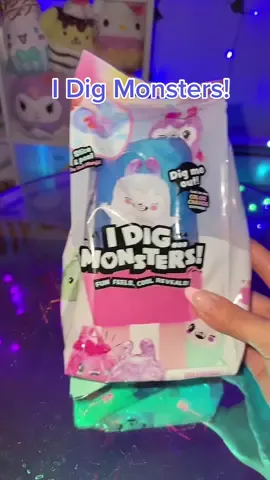 Time to dig some monsters  #asmr #asmrtoys #kidtoys #idigmonsters #satisfying #fyp 