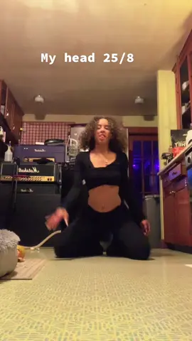 Learned this in five seconds b real easy on me