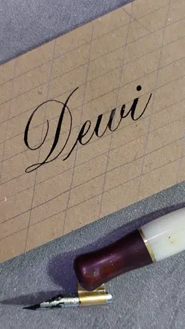 DEWI . Sumber : theasianparent.com . #tulisanindahdidi #calligraphy #handwriting #lettering #copperplate #kaligrafi #tulisananggun #tulisanindah #copperplatecalligraphy #pointedpen #tulisanindahdidi #quotescalligraphy 