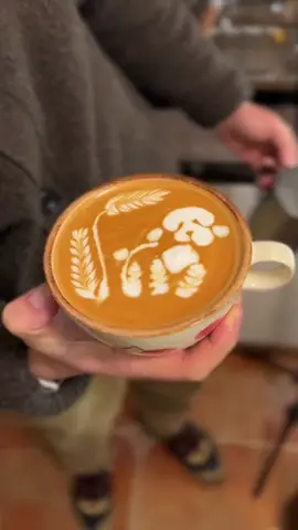 #flowerlatte #k18results #rainbowlatte #GetCrackin #makecoffee #diycoffee #fyp #drink #ReadySetLift #cool #coffee