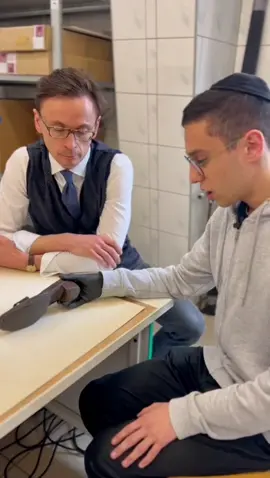 An incredible story of survival from #auschwitz with a piece of gold ❤️ #holocaust #History #LearnOnTikTok #holocaustsurvivor #greatgrandson #concentrationcamp #memorial #neveragain #neverforget #inspire #gold #jewlery #necklace #shoe #shoetok 