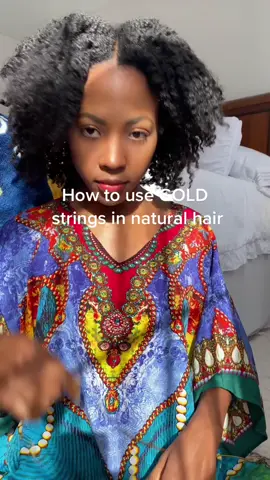 2 ways to style gold strings in natural hair. #goldstring #naturalhair #4chair #4chairstyles #twistout #twistoutonnaturalhair #beauty #personalstyle