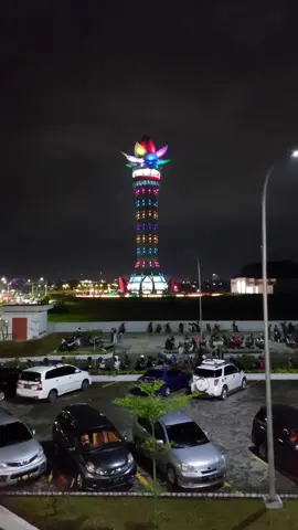 Selamat malam, dolan kemana kalian malam ini 😁 . . . . . .📌Loc. Madang Maning Park, Purwokerto, Banyumas, Jateng . . . . . #purwokerto #explorepurwokerto #explorejateng #exploreindonesia #jelajahalam #jelajahindonesia #pesonaindonesia #pesonajawatengah #fyp #fypシ #fypage #trending #trendingvideo #viralvideo #viral #viralvideos  #follow #followｍe #dolan #travel #traveling #explore #explorer 