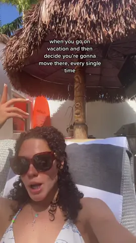 queen of changing her mind 🙋🏽‍♀️ #fyp #trending #theoffice #funny #traveltiktok #palmbeach #vacation #vacationmode #travel #relatable #thisisadream #thisisadreamthativehadsincelunch 