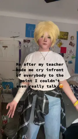 LIKE MY MENTAL HEALTH IS NOT REALLY GOOD FOR SOMETIME NOW AND THEN THAT MF CAME LIKE DUDE IF IM GONE SOMEDAY I WILL HAUNT HER FOREVER 🤞💗AND THAT B ALWAYS FLIPS OUT WHEN ANYBODY MADE A F PEP BUT SHE DIDINT SAY ANYTHING WHERE EVERYONE WAS LAUGHING😍😍😍#ashlynx #ashlynxcosplay #bananafish #bananafishcosplay #aslancallenreese #aslancallenreesecosplay 