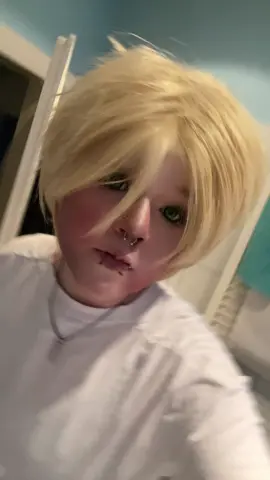 I love being mean to myself 💗 #ashlynx #ashlynxcosplay #bananafish #bananafishcosplay #aslancallenreese #aslancallenreesecosplay 