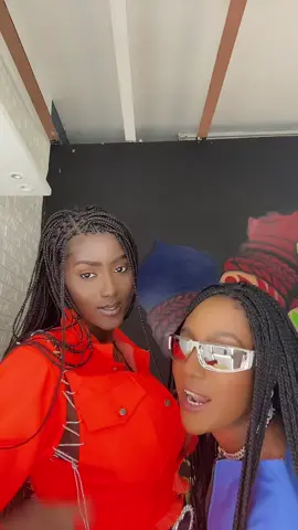 Vos impressions sur notre chanson ? 🙃BENA en feat avec @Leyna  est disponible sur toutes les plateformes de streaming ❤️👌🏽 #BENA #SENEGAL #foryou #amiralemiel #leyna 