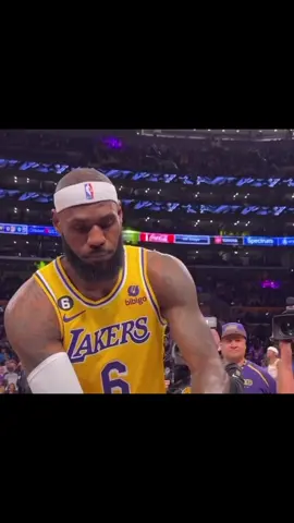 The future of basketball. #dystopia #NBA #lebron 