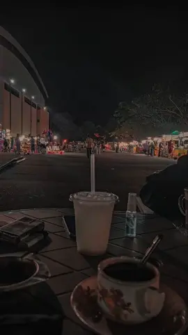 Bissmillah rame fyp deres#rameinplissss🥺🖤 #fyp #capcut #templatecapcut #xzybca #adakitkatadacinta #katakata #storywa #CapCut #liriklagu #kece #easthetic 