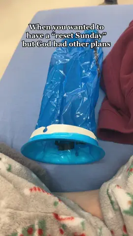 Not really my ideal sunday 😅 #sick #emergencyroom #stomachvirus #dehydrated 