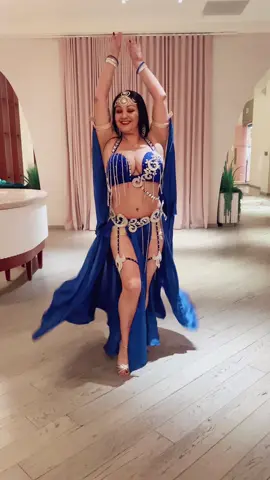 Hire me for your next events. Www.marifusionbellydance.com#marifusionbellydance #bellydance #dancerlife #tiktokchallenge #dancersoftiktok #dancersvideos #bellydancecostumes #bellydancelv #dancestudio #bellydancerinvegas #lasvegasprivateevents #dancelife #lasvegasentertainer #dancer #spining #bellydancespins #bellydancelasvegas #hireadancer #dancelover #bellydancelovers 