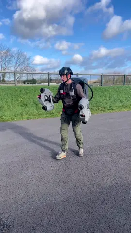 Real Life Flying Iron Man Suit #ironman #marvel 