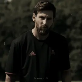 he looked so good in this vid | also i love him either way but im mourning the beard im ngl i want dilf era back | #messi #argentina #messiedit #lionelmessi #leomessi #lionelmessiedit 