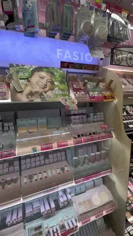 Japanese makeup  #Vlog #japan #onlyinjapan #viralvideo #viraltiktok #nails #makeup #fypシ #fyppppppppppppppppppppppp #beauty #lipstick 