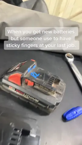 #fyp #foryou #foryoupage #bluecollar #mechanic #dieselmechanic #carcommunity #snapontools #matcotools #matcotoolbox #milwaukee #milwaukeetools 