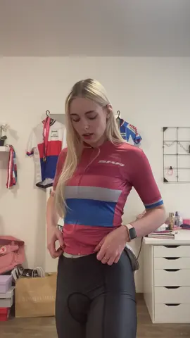 being a new ambassador for SKR sportswear 💪🏻😌 #fyp#foryou#sports#foryoupage#skr  