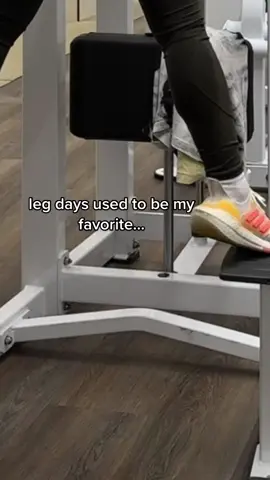 Someone came up to me at the gym and asked me what I was training for... I had to pause for a second before falling down another existential crisis of “what AM I here for” 💀 and responded with “life” lol    What’s your favorite way to move OR fave day in the gym and why? I want reasons beyond the surface level thx 💪🏽😮‍💨    Leg days are classic. But I feel like my ego likes them more tbh. I love pull days because they make me feel empowered and confident in a different way. I couldn’t do a single pull up for the life of me last year, and now I can’t stop doing them! I avoided them for so long (it’s a theme in my life). Getting uncomfy and working towards building up pull up strength over time is so satisfying! The initial excitement and energy after truly NOT believing in myself for awhile and seeing the ROI is 🤌🏽 like a breakthrough moment lol   The beautiful thing is looking back on the negative thoughts and learning/knowing better. It’s not just your body adapting, it’s your mind too 🧠 So symbolic 😭 this was an obstacle that I just could not overcome in the past and finally conquering it and proving to myself I can do hard things helps translate in the real world with challenges that come my way., I just have to show up with intention and trust that my body is doing it’s thing.    Easier said than done. It can be hard to be patient, but trust trust trust that if you are moving with intention and gratitude for your body, good things are bound to happen :)   Movement in general keeps me grounded and is a way for me to stay regulated (although isn’t the BEST tool in any given situation) in conjunction with other self care things 💜                                   #pullupchallenge #gymmemes #gymgirl  #backday #musclemommy 