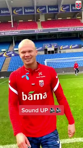When #Haaland almost broke the net during #practice 👀☄️ (via nff_landslag/TW) #rocket #norway #erling 