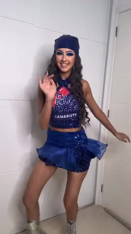 Hoje é dia de Beija-Flor baby 💙 pra qual escola você torce??? #beijaflor #carnaval #samba