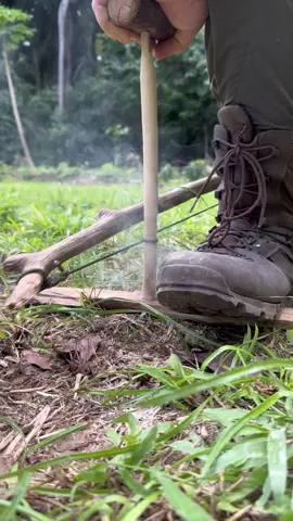 This certainly one of the toughest jobs you can find in the rainforest. Making friction fire 😅 #frictionfire #bowdrill #fire #startingfire #manuallabour #wheneverythingfails #hardwork #junglelife #junglesurvivalskills #jungleadventure #wildernesssurvival #bushcraft #getoutdoors #friluftsliv #utomhus #äventyr #supervivencia #überlebenstipps #firestarter #jungletours #outdooradventures #bushman #guyana #rupununi #southamerica #fypシ #fyp 