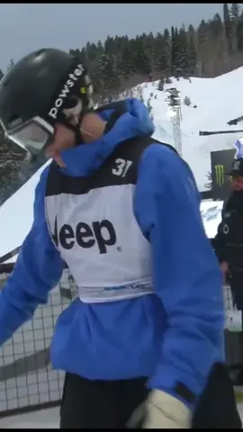 One from x🤥 #fy #fyp #snowboarding 