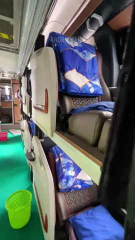 Rebahan sepanjang Denpasar - Yogyakarta itu asyikk #sleeper #sleeperbus #tamijaya #bali #fyp #yogyakarta 