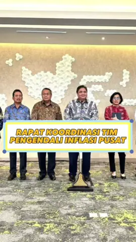 Saat memimpin rapat koordinasi Tim Pengendali Inflasi Pusat (TPIP) untuk pengendalian inflasi terutama jelang Ramadhan dan Idul Fitri tahun 2023. Pemerintah menargetkan inflasi tahun 2023 berada di kisaran 3%. Salam semangat 🙏🏻 #airlanggahartarto #kerjanyata #inflasi #golkarindonesia #2023 #capres2024 #presiden2024 #kerja #viral #trending #fypシ 