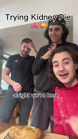 Trying Kidney Pie 😵‍💫 w/ @elburritomonster 