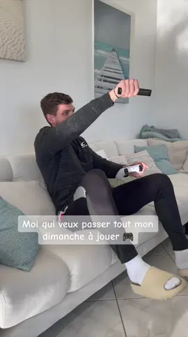 Et oui… tous les dimanches, c’est la même chose 😅😩 #couple #menagemaison #dimanche @Charlène 
