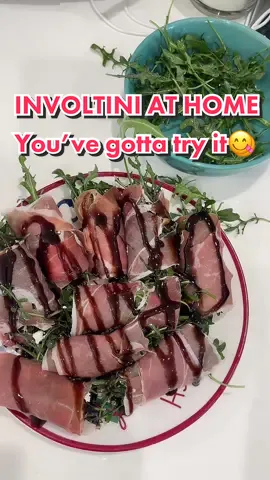 Go pick these ingredients up on your next grocery run! Let me know how you like it! #healthysnacks #Recipe #deliciousfood #involtini #healthymealideas #healthylunchideas 