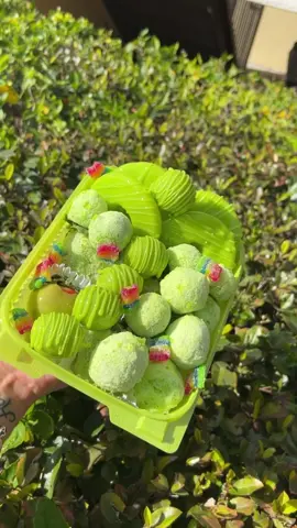 Sour Green apple 🍏🍏 #candygrapes  #candyfruit  #candymaking  #tampa  #fypシ  #candiedpickle  #purkle  #koolaidepickle  #viral  #asmr  #asmreating 