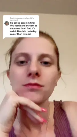 Replying to @cassandra.flynn66 ignore the crumb on my lip lol #scrommiting 