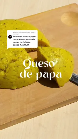 Replying to @Primavera quiere llorar QUESO de papa? sí 😎asi como ves 👀💚 es posible hacer quesito de papa, además de súper fácil de hacer y queda demasiado rico!  INGREDIENTES 3 papas amarillas medianas sancochadas/hervidas sin cáscara 1 1/2 taza de caldo vegetal 5 cdas de maicena/ fécula de maíz 4 cdas de aceite de oliva 4 cdas de levadura nutricional 3 dientes de ajos 2 cdas de orégano 1/2 cdta de pimienta sal al gusto PROCEDIMIENTO Echa todos los ingredientes a la licuadora, licua muuuy bien y luego lleva a cocinar a fuego medio en una sartén con poquito aceite, mezcla hasta que tome consistencia como se ve en el video. Después deja enfriar la mezcla en un bowl aceitado y es todo. Puedes untarlo en pacito, tostarlo o agregarlo a tu pizza fav. Me cuentas si lo haces! GRACIAS. . . . . #quesodepapa #quesovegano #queso #sinlacteos #veganismo #comunidadvegana #papa #veganfood #peru #peruvegano #peruanavegana #fyp #XG 