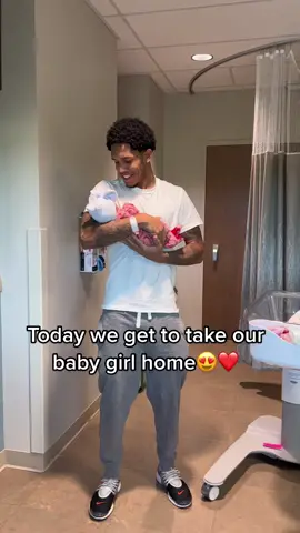 This is the best feeling in the world❤️ #fyp #dzfamily_ #newbornbaby  YouTube (D&Z family) link in bio👆🏽