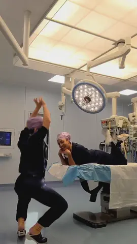 #or #ornurse #scrubs #scrubnurse #pitbull #move #shake #nurse #fyp #xyzbca #dance #hospital 