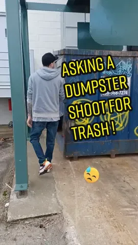 Give ME Trash !?!?!?  Disclaimer, I have been caught here multiple times and never trespassed,  they don't care about dumpster divers in my state !!  #dumpsterdiveking #dumpsterdiver #dumpsterdive #dumpsterdiving #ultabeautyattarget #lol #funny 