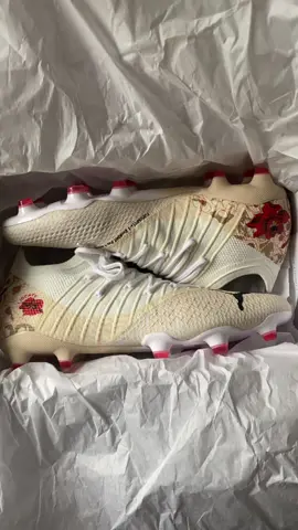 Puma futures are the most underrated boots on the market! #footballtiktok #football #Soccer #soccercleats #mlsnextfest #MLS #nike #soccerleague #youtube #phantomgx #mlsnextcup #mlsnext  