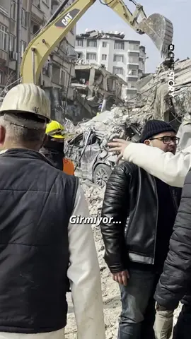 “Madenciler başka bir gezegenden özel olarak gelmiş.” -Cüneyt Asan #chefstory #cüneytasan #deprem #gündem 