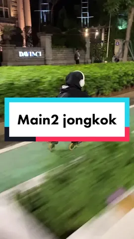 Jalur hijau gini jadi playground nya anak2 sepatu roda 😁,, yang mau ikutan hayuuukkk 💃💃#inlineskating #sepaturoda #jakartavseverybody #jakartacity #urbanskate 