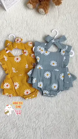 Newborn baby daisy elastic pleated sleeves pleated hem crawl suit! #baby #newbornbaby #babyfashion #babyoutfit #babydress #babyootd 