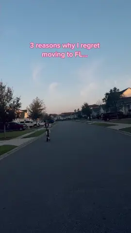 Mornings with you are my favorite 💕 #mom #momanddaughter #momanddaughtergoals #daughter #teen #fyp #4u #morning #schooldropoff #school #scooter #preppy 