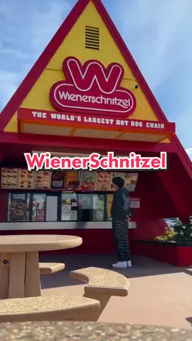 Trying Wienerschnitzel’s New Menu Item!  @Wienerschnitzel #wienerschnitzelpartner 
