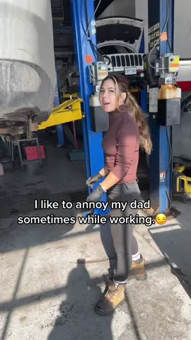 #fyp #foryoupage #womenintrades #apprenticemechanic #girlmechanic #mechanicsoftiktok #mechaniclife #garage