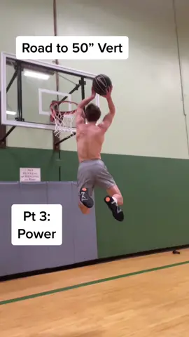 This workout will be the reason for me staring in the rim in a few days 🦾 #verticalworkout #bounce #vert #grind #gym #50inchvert #dunk 