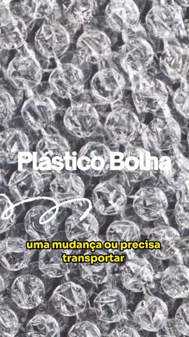 Para proteger seus produtos durante o transporte, o plástico bolha é a escolha ideal! #EmbalagensSeguras#PlásticoBolha #BelloPack #Transporte