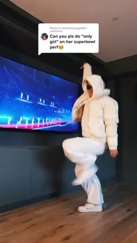 Replying to @rasheedortega68 This song is EMPOWERING @rihanna #rihanna #onlygirlintheworld #halftime #halftimeshow