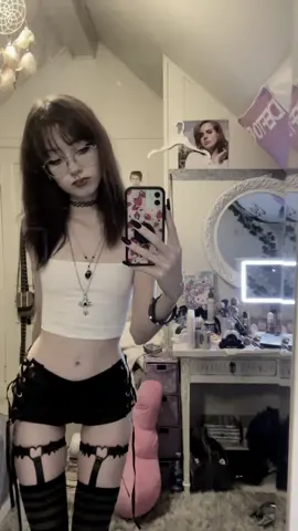 i never wear my glasses 